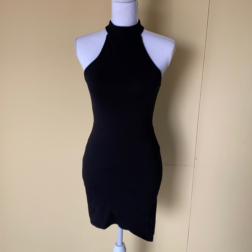 Forever 21 dress color black size M